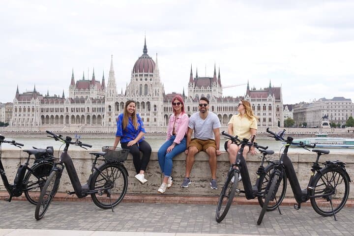 Budapest E-Bike Highlights Tour: Citadel, Castle District & Parliament in 3 Hours photo 2