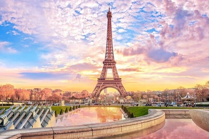 Full-Day Paris Shore Excursion from Le Havre with Seine River Cruise