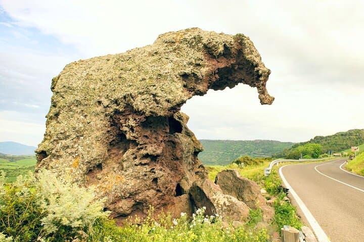 Panoramic E-Bike Tour from Castelsardo — Cala Ostina, Elephant Rock & Nuraghe photo 2