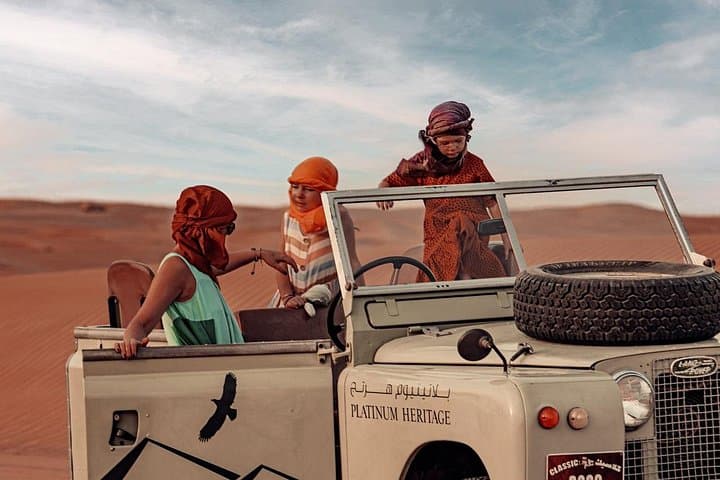 Heritage Desert Safari in Vintage Land Rover — Dubai Dinner & Falconry photo 3