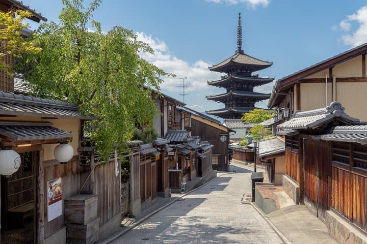 Private Kyoto Car Tour: Fushimi Inari, Kiyomizu & Kinkakuji in One Day photo 2