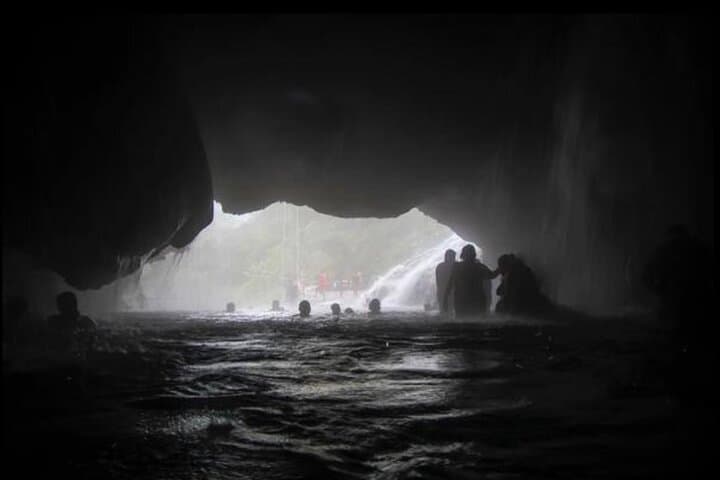 Full-Day Trip to Tolantongo Hot Springs from Mexico City: Pools, Caves & River Gorges