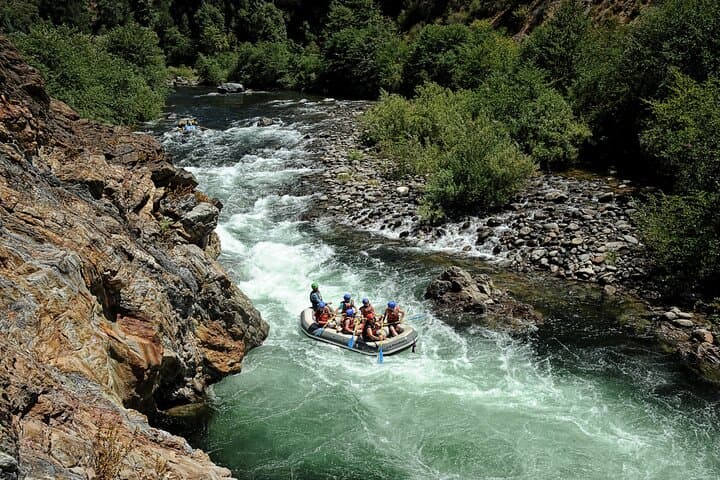 Middle Fork American River Class 3-4 Rafting: Tunnel Chute and Canyon Thrills photo 5