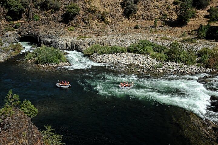 Middle Fork American River Class 3-4 Rafting: Tunnel Chute and Canyon Thrills photo 2