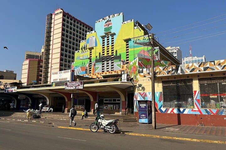 Nairobi Full-Day Cultural Tour: KICC, Museums & Bomas of Kenya