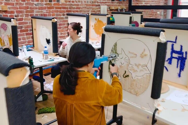 Rug Tufting Workshop and Turkish Coffee in San Francisco: Make a 20x20 Rug in 2–3 Hours photo 3