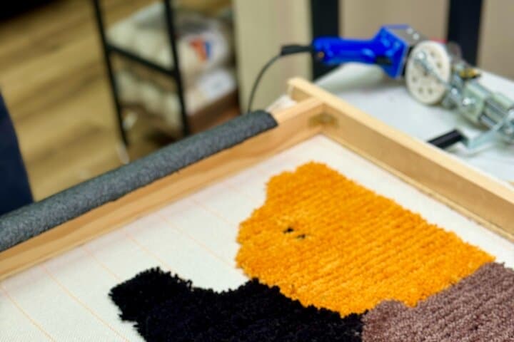 Rug Tufting Workshop and Turkish Coffee in San Francisco: Make a 20x20 Rug in 2–3 Hours photo 4