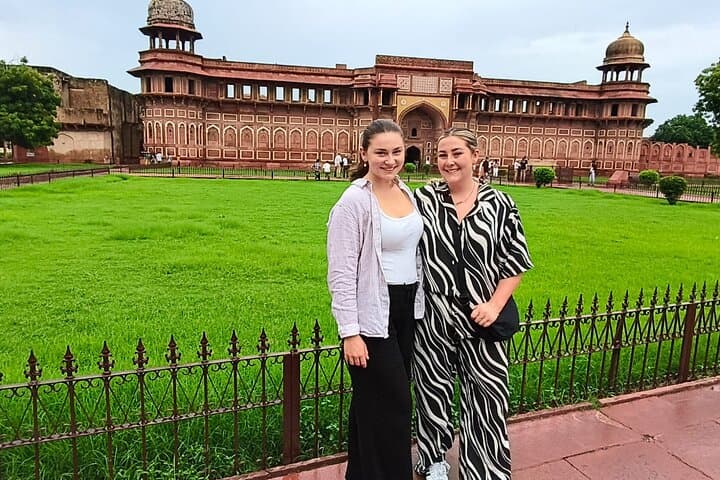 Taj Mahal Day Trip From Delhi: What to Expect, Tips & Practical Guide