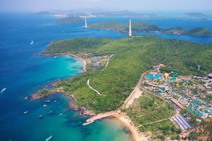 Phu Quoc Three Islands Day Trip with Hon Thom Cable Car: Snorkel, Beaches & Water Park photo 3