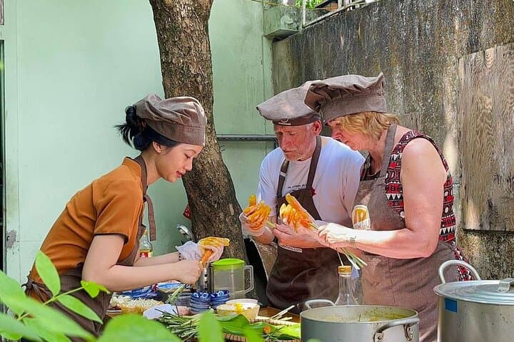 Hue Cooking Class & Dong Ba Market with Madam Thu — Hands-On Hue Cuisine Experience photo 2
