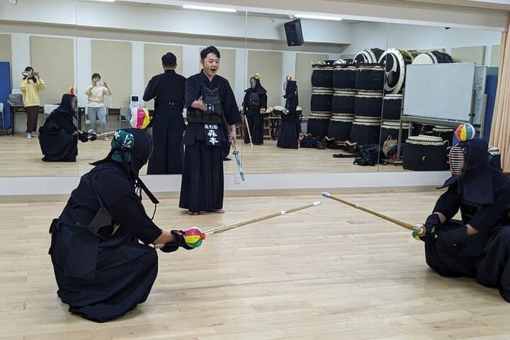 Nagoya Samurai Kendo Workshop: 2-Hour Hands-On Swordsmanship Experience photo 3
