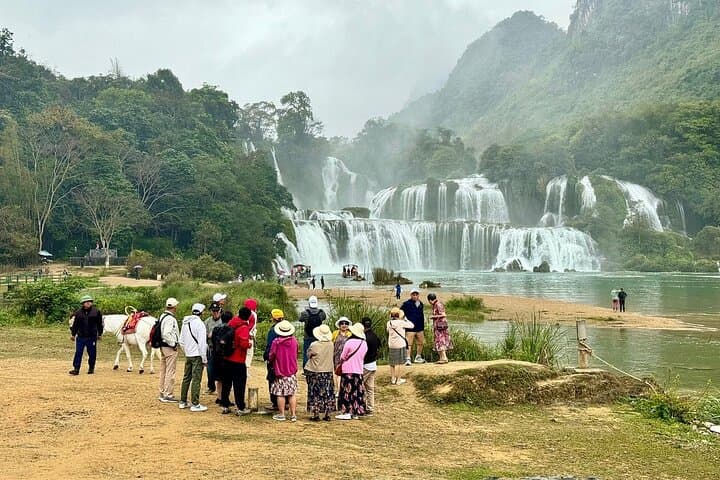 Ban Gioc Waterfall & Nguom Ngao Cave: 2-Day Cao Bang Adventure photo 5