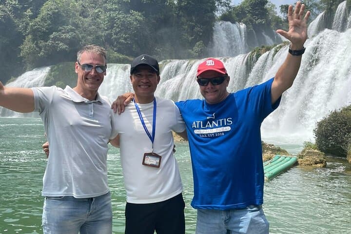 Ban Gioc Waterfall & Nguom Ngao Cave: 2-Day Cao Bang Adventure photo 3