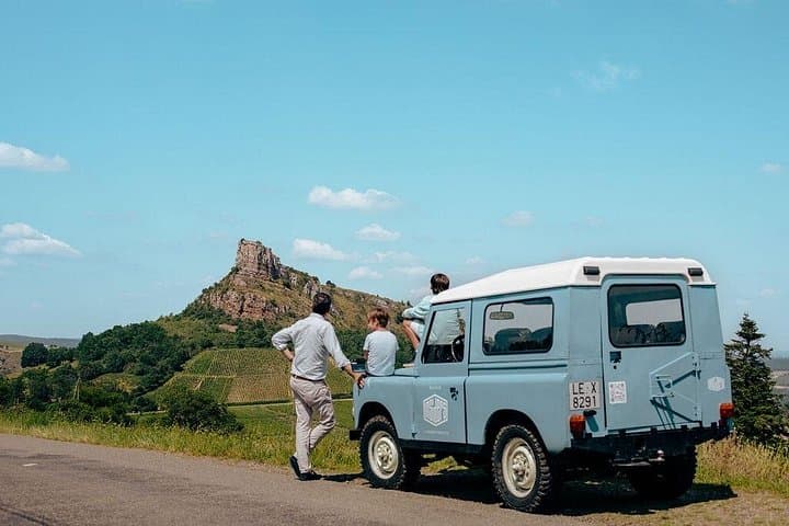 Half-Day Vintage Land Rover Wine Tour in Burgundy’s Mâconnais photo 1