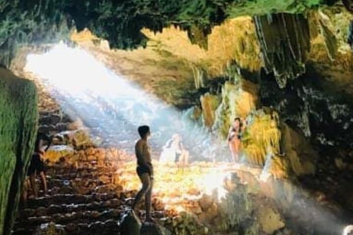 Rangko Cave & Sand Island — Labuan Bajo Cave Swim and Tidal Sandbar Tour