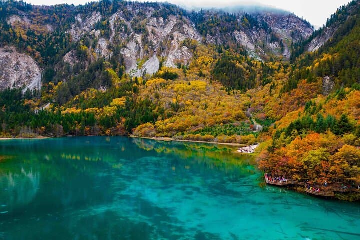 Jiuzhaigou Day Trip by Bullet Train from Chengdu — Private Park Tour