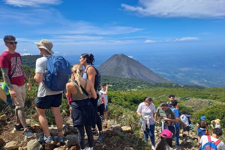 Summit Santa Ana: Guided Hike to Ilamatepec and Coatepeque Lake photo 2