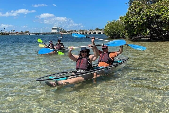 Clear Kayak Tour in Condado Lagoon — Morning Urban Kayak in San Juan photo 3