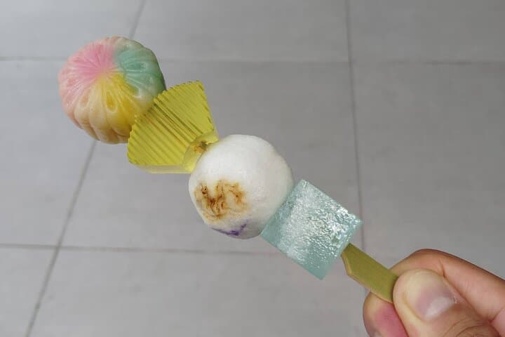 Byodoin Temple & Uji Tea: 90-Minute Cultural Walk and Sweets Tasting photo 5