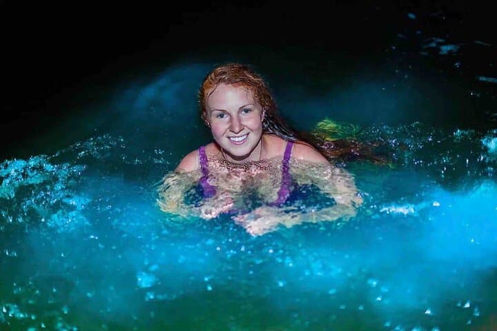 Bocas del Toro Bioluminescence Snorkel: Night Boats, Glowing Waters & Safe Viewing Tips photo 6
