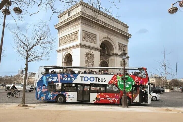 Ultimate Paris: Eiffel Summit, Seine Cruise & Le Marais Guided Tour photo 6