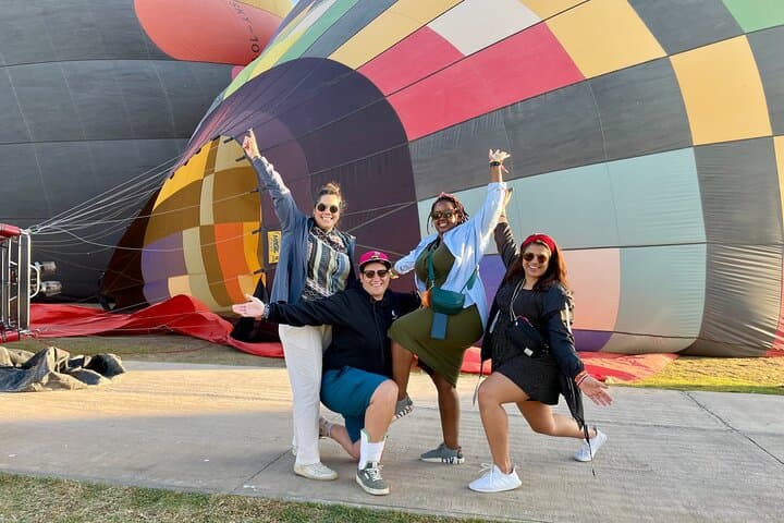 Dawn Balloon Flight Over Teotihuacan: Pyramid Sunrise & Archaeological Tour photo 2