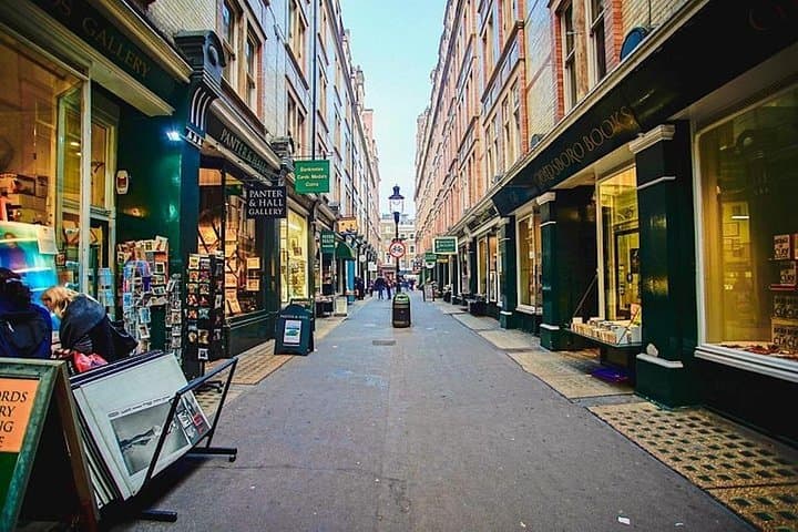 Harry Potter Walking Tour & Madame Tussauds Tickets — London Film Locations Tour photo 6