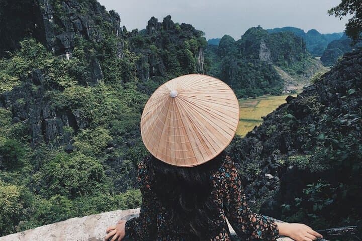 Hoa Lu, Tam Coc & Mua Cave Day Trip from Hanoi: Karst Valleys, River Boats, and Hilltop Views photo 4