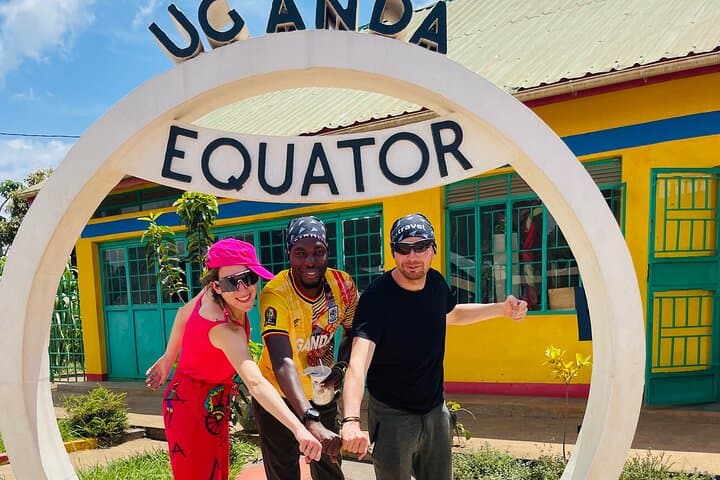 Cross the Equator: 1-Day Kayabwe Tour from Kampala photo 2