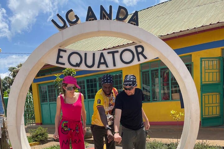 Cross the Equator: 1-Day Kayabwe Tour from Kampala photo 4