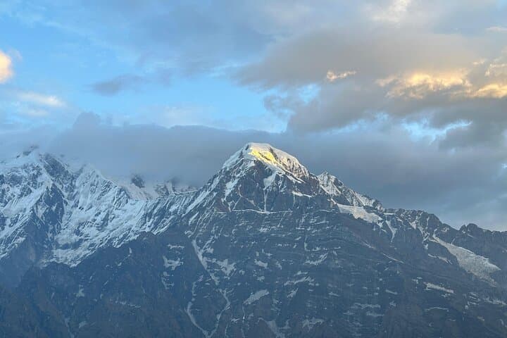 Mardi Himal Trek + Chitwan Safari: 7-Day Annapurna to Jungle Adventure