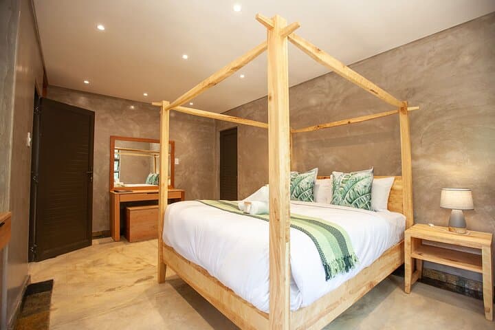 2-Day Kruger Adventure Safari: Big Five Game Drives from Hazyview
