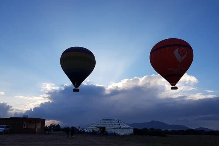 Sunrise Hot Air Balloon Ride & Berber Breakfast over the Atlas Mountains photo 2