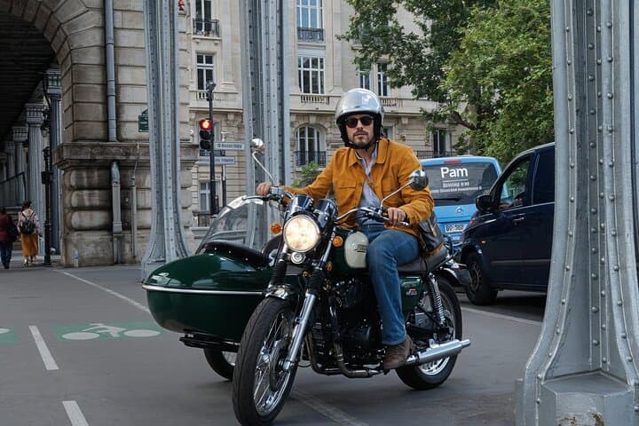 Paris Sidecar Tour with Champagne: Vintage Motorcycle Sightseeing & Eiffel Tower Access photo 2