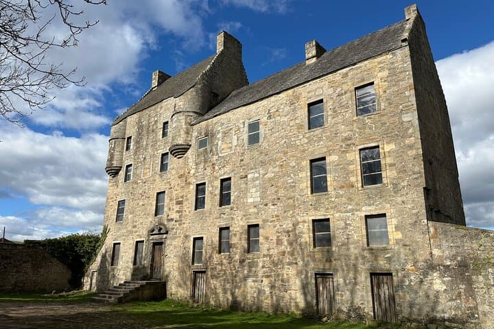 Private Outlander Tour from Edinburgh — Doune, Culross & Blackness Castle photo 6