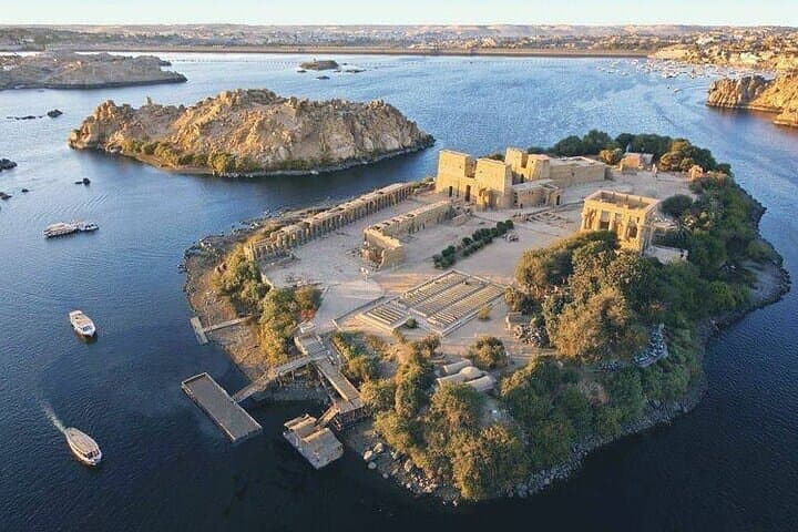 4-Day Nile Cruise From Aswan to Luxor — Abu Simbel & Sunrise Balloon photo 4