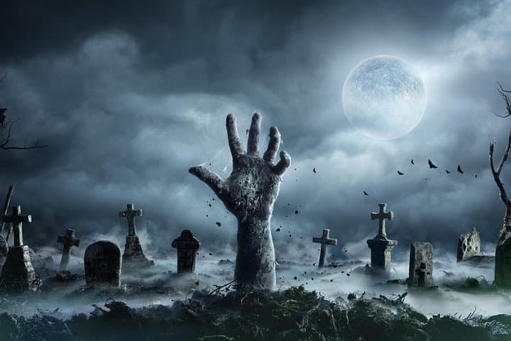 Night Cemetery Insiders Bus Tour in New Orleans — Masonic Cemetery Guided Evening Tour photo 4