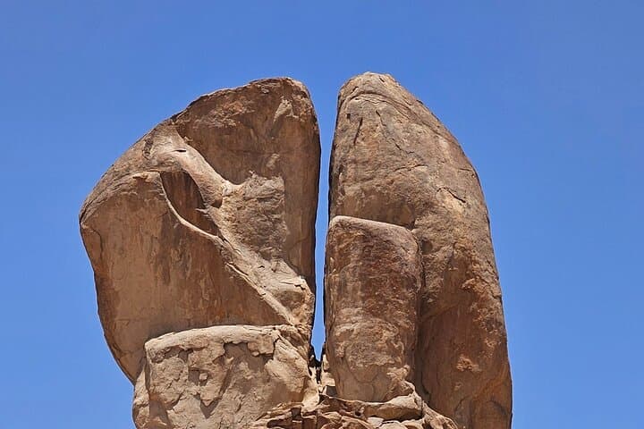 Discover Split Rock and Madian: Full-Day Tabuk Historical Tour photo 2