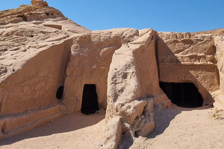 Discover Split Rock and Madian: Full-Day Tabuk Historical Tour photo 5