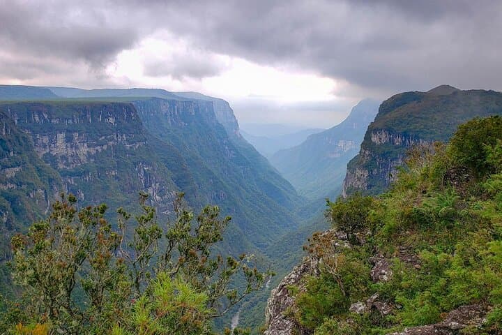 Private English-Speaking Tour to Itaimbezinho and Fortaleza Canyons from Porto Alegre