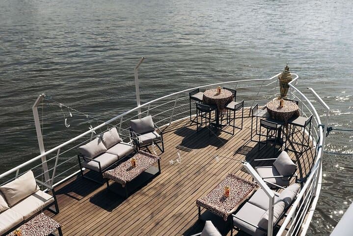 Sunset and Sightseeing: Private Nile River Yacht Tour in Cairo photo 6