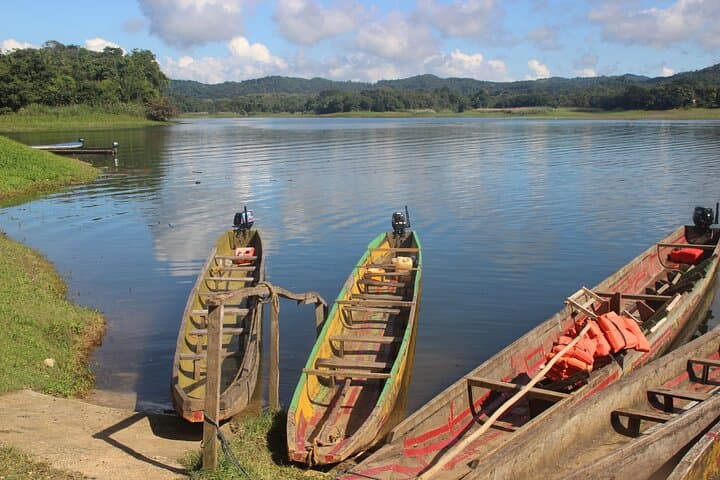 Emberá Cultural Encounter: Canoe, Waterfall Hike & Village Visit in Chagres National Park photo 2