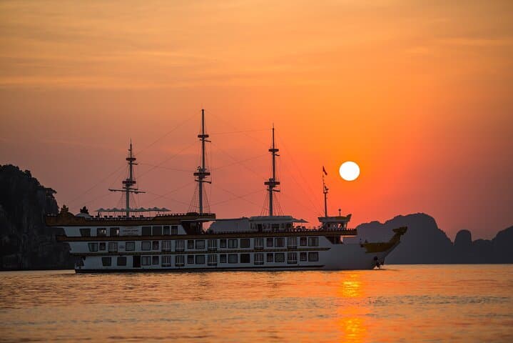 Bai Tu Long Bay 2-Day Luxury Cruise: Dragon Legend Overnight Among Limestone Towers