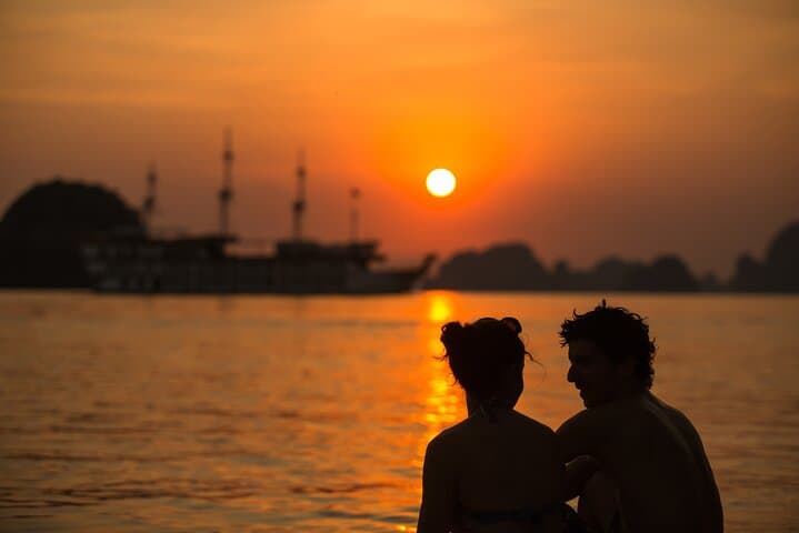Bai Tu Long Bay 2-Day Luxury Cruise: Dragon Legend Overnight Among Limestone Towers photo 6