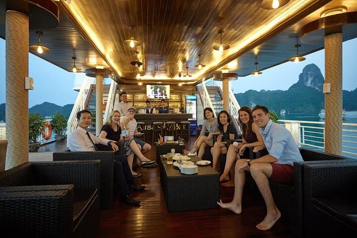 Halong Bay: 2-Day Alisa Cruise with Balcony — Sung Sot, Ti Top & Kayak photo 3