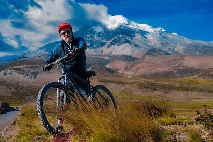 Cycling Chimborazo: High-Altitude Bike Descent from 4,800m photo 3