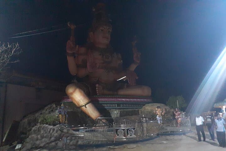 3-Day Cultural Circuit: Kandy, Sigiriya & Trincomalee — Airport to Airport Private Tour photo 6