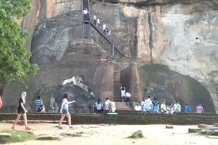 Day Trip from Kandy: Dambulla, Sigiriya & Minneriya Safari photo 2