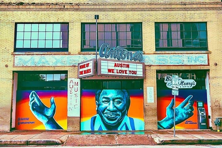 Waterloo Music Saunter: Austin Downtown Walking Tour of Venues, Murals & Bats photo 3