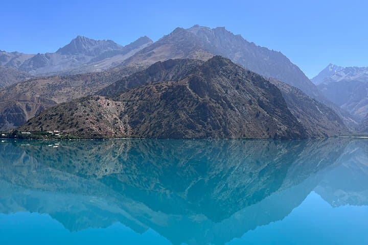 Iskanderkul and Seven Lakes: 2-Day Fann Mountains Trek from Dushanbe